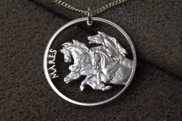 Pferde in Silber
