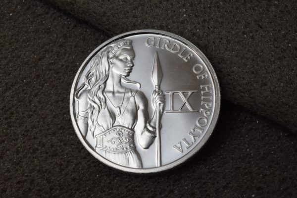 Amazone in Silber Amazone in Silber