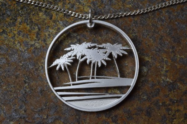 Pacific Insel mit Kette Pacific Insel mit Kette